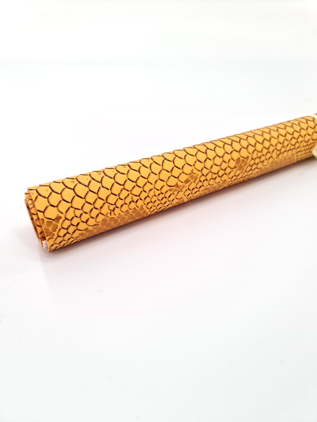 Kunstleder, 50 x 70 cm Schlangenoptik gelb